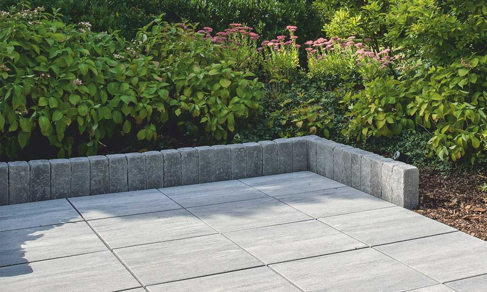 Grado paliszád, antracit; Largo burkolólap 59,8 x 59,8 x 5 cm, jégszürke árnyalt Grado paliszád, antracit; Largo burkolólap 59,8 x 59,8 x 5 cm, jégszürke árnyalt