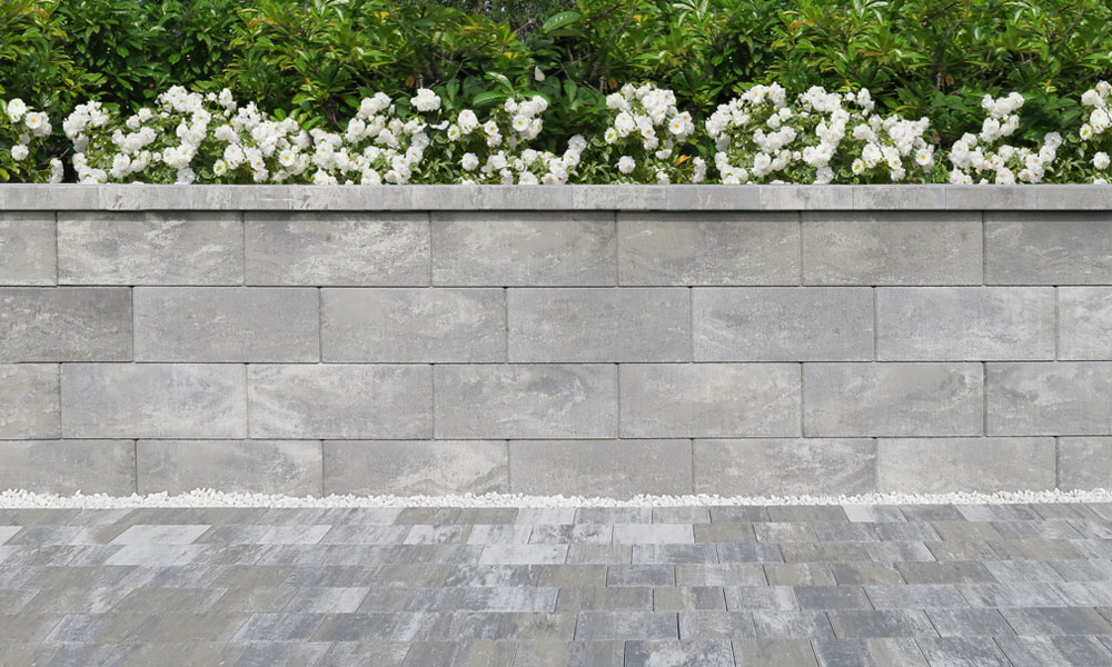 Standard kerítés- és falazókő, kőszürke árnyalt; Fedlap vízorral 25 x 28 x 6 cm, kőszürke árnyalt és Nuavo térkő, , kőszürke árnyalt Standard kerítés- és falazókő, kőszürke árnyalt; Fedlap vízorral 25 x 28 x 6 cm, kőszürke árnyalt és Nuavo térkő, , kőszürke árnyalt
