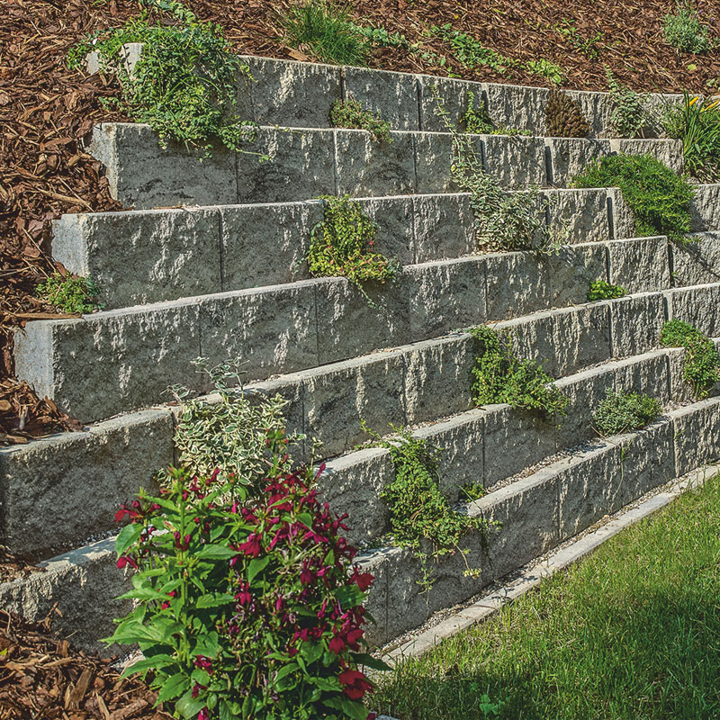 rézsűkövekkel a Friedl Steinwerke-től rézsűkövekkel a Friedl Steinwerke-től