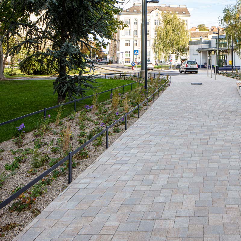 Ludwig Zatzka Park Classic VG4 térkő, fahéj árnyalt Redunox térkő Friedl Steinwerke Ludwig Zatzka Park Classic VG4 térkő, fahéj árnyalt Redunox térkő Friedl Steinwerke