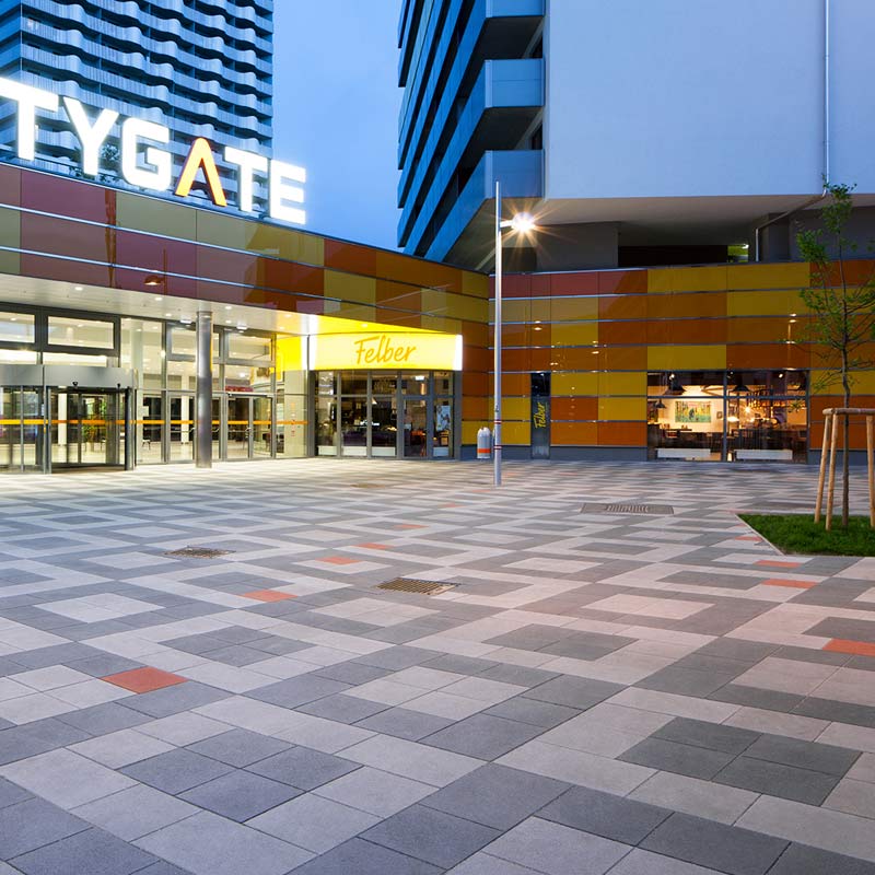 Citygate Bécs Linea VG4 térkőlap, platina világos antracit Friedl Steinwerke Citygate Bécs Linea VG4 térkőlap, platina világos antracit Friedl Steinwerke
