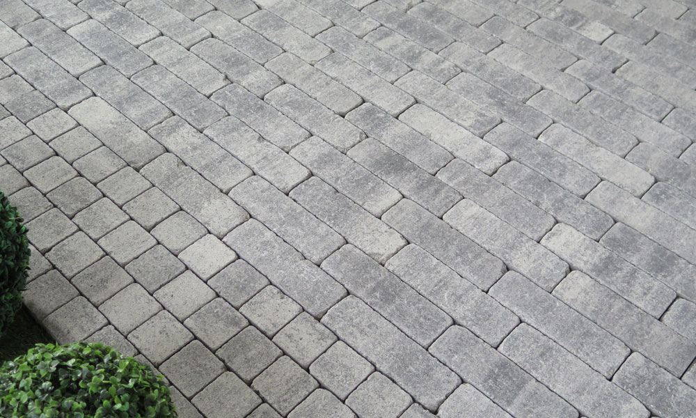 Grado szalagkő, gránitszürke árnyalt; Grado kockakő, gránitszürke árnyalt Grado szalagkő, gránitszürke árnyalt; Grado kockakő, gránitszürke árnyalt