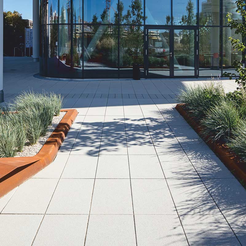 Lakópark Linea VG4 térkőlap, platina világos Friedl Steinwerke Lakópark Linea VG4 térkőlap, platina világos Friedl Steinwerke